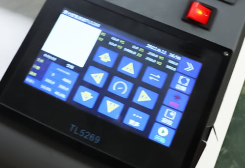 1812 Top Vision Fabric Laser Cutting Machine 4 heads